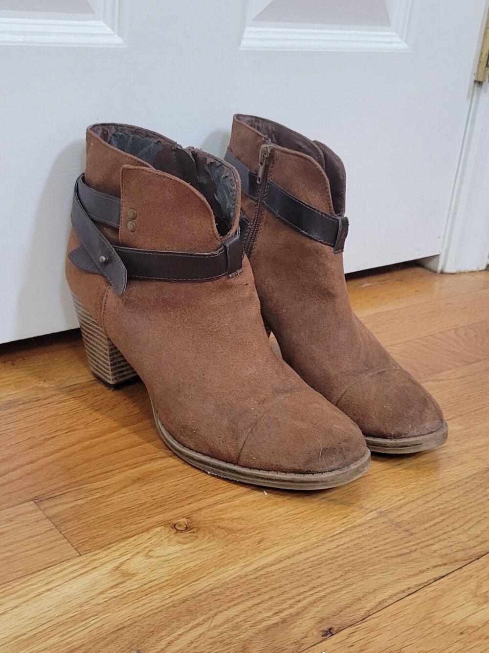 JustFab - Block Heel Cowgirl Booties - Brown